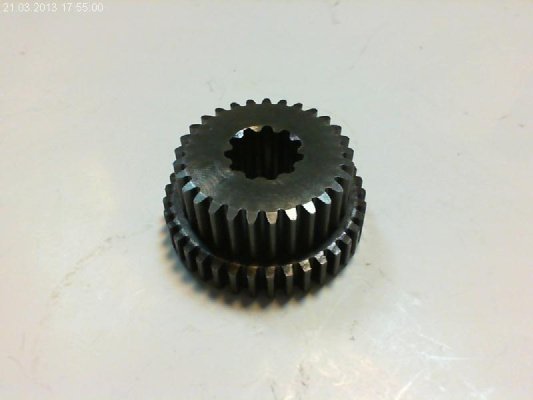 Шестерня Makita НР 2050/2070