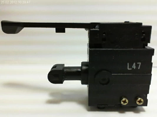 Кнопка Makita HR2410