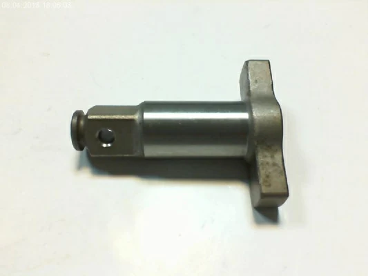 Боёк Makita