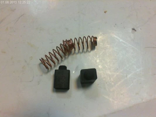 Щітки вугільні Dremel 4000