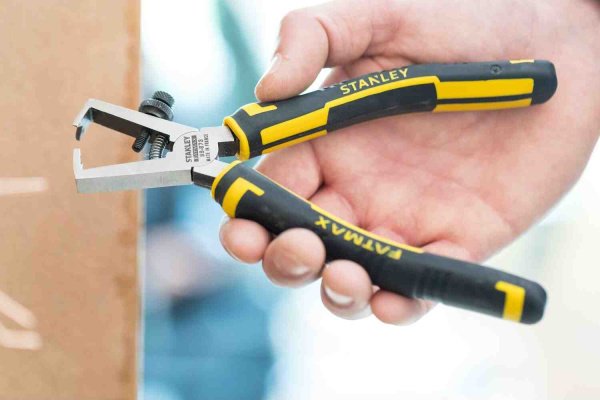 Кусачки FatMax® довжиною 170 мм для зачистки проводів STANLEY 0-89-873