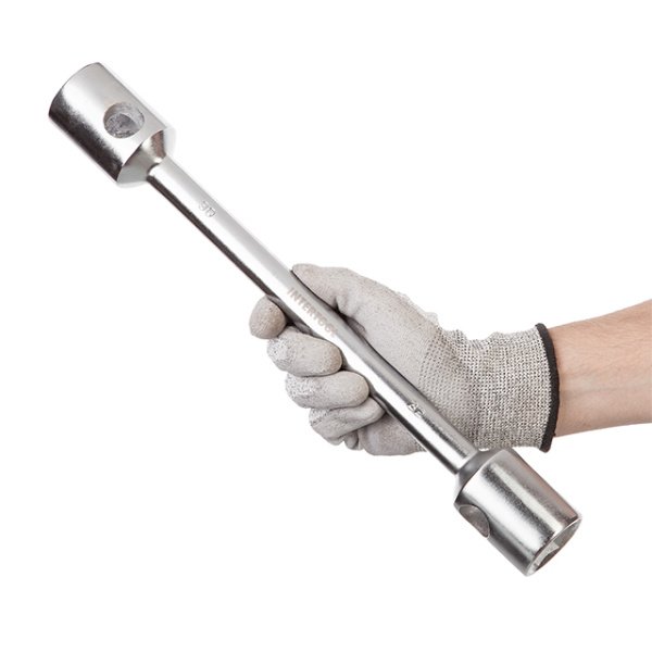 Ключ балонний I-подібний 30х32 мм INTERTOOL XT-4203