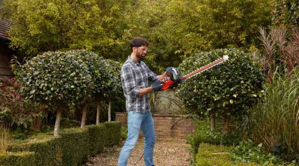 Кущоріз електричний BLACK+DECKER BEHTS401