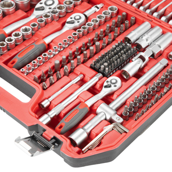 Набір інструментів 1/2" & 3/8" & 1/4" 222од INTERTOOL ET-9222