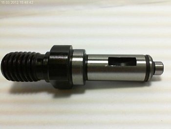 Шпиндель Makita 9558NB