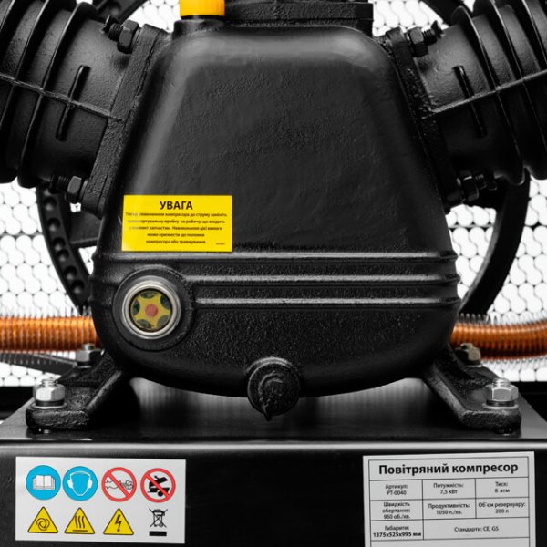Компресор, 200 л, 7,5 кВт, 380 В, 10 атм, 1050 л/хв, 3 циліндри INTERTOOL PT-0040