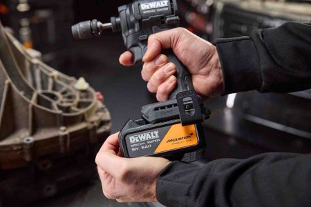 Шурупокрут ударний McLaren F1 TEAM SPECIAL EDITION DeWALT DCF86MP1T