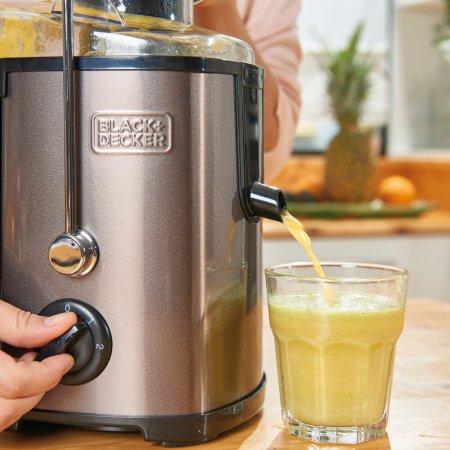 Соковитискач BLACK+DECKER BXJE600E
