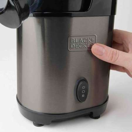 Соковитискач BLACK+DECKER BXJE200E